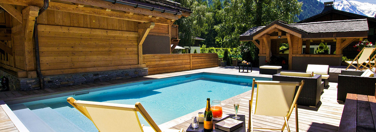 header piscine